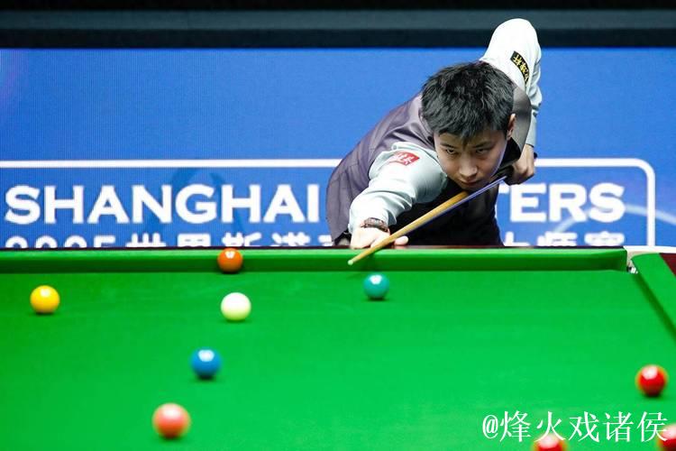 三次单杆破百!赵心童6-1丁俊晖晋级上海大师赛4强 三次单杆破百!赵心童6-1丁俊晖晋级上海大师赛4强